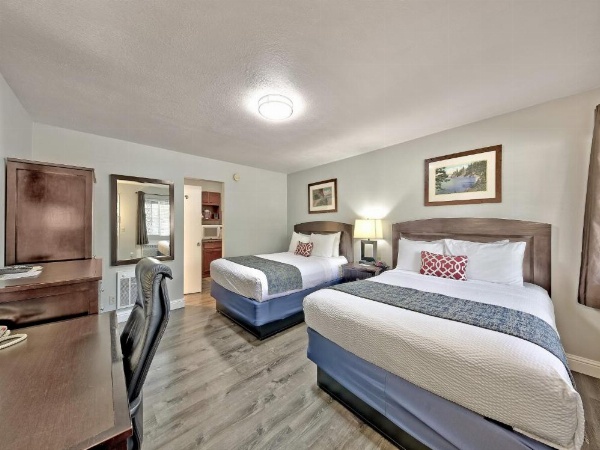 Heavenly Inn Lake Tahoe image 18